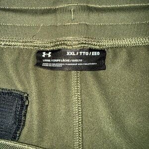MENS UNDER ARMOR SWEATS-